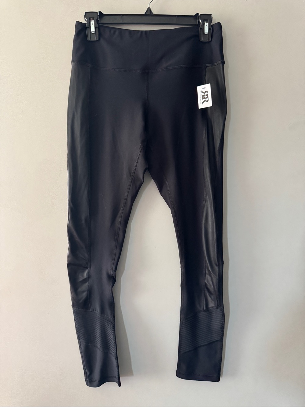 Central Park | black moto style leggings | M